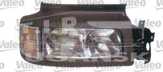 Фара RVI Premium, R